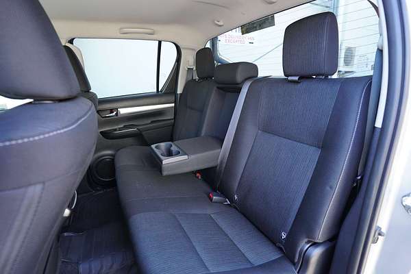 2023 Toyota Hilux SR5 GUN126R 4X4