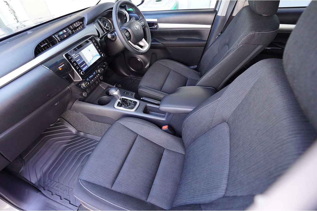 2023 Toyota Hilux SR5 GUN126R 4X4