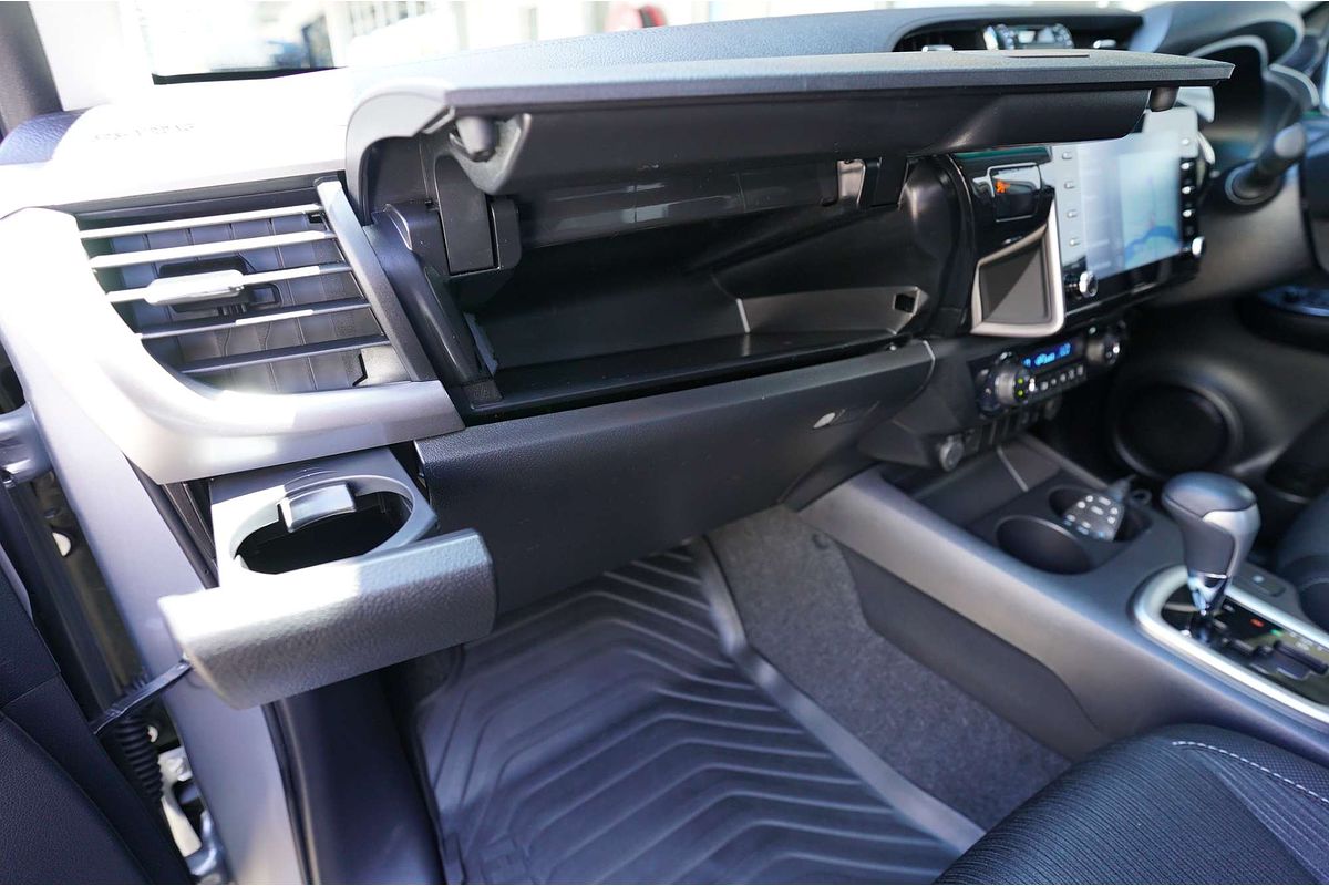 2023 Toyota Hilux SR5 GUN126R 4X4