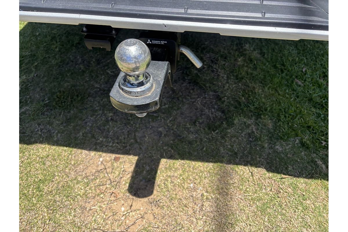 2021 Mitsubishi Triton GLS MR 4X4