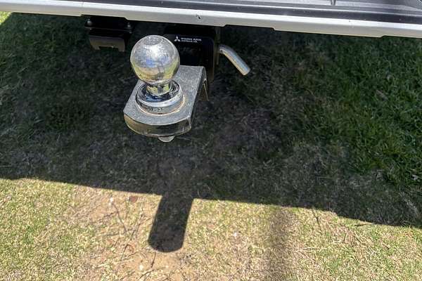 2021 Mitsubishi Triton GLS MR 4X4