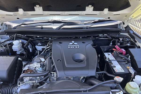 2021 Mitsubishi Triton GLS MR 4X4