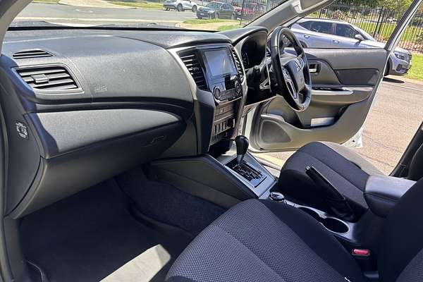 2021 Mitsubishi Triton GLS MR 4X4