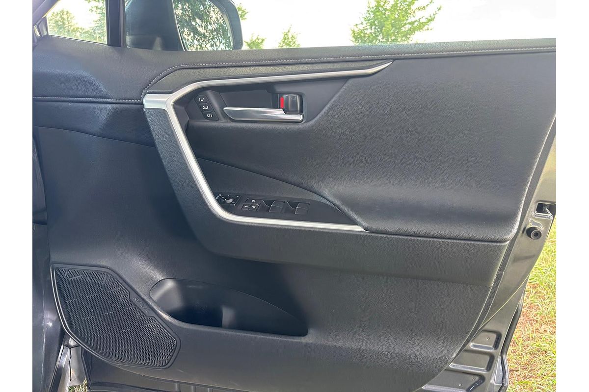 2021 Toyota RAV4 Cruiser AXAH52R