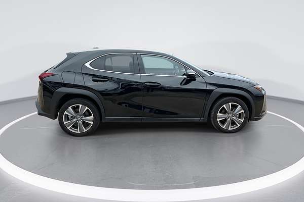 2023 Lexus UX UX300e Sports Luxury KMA10R