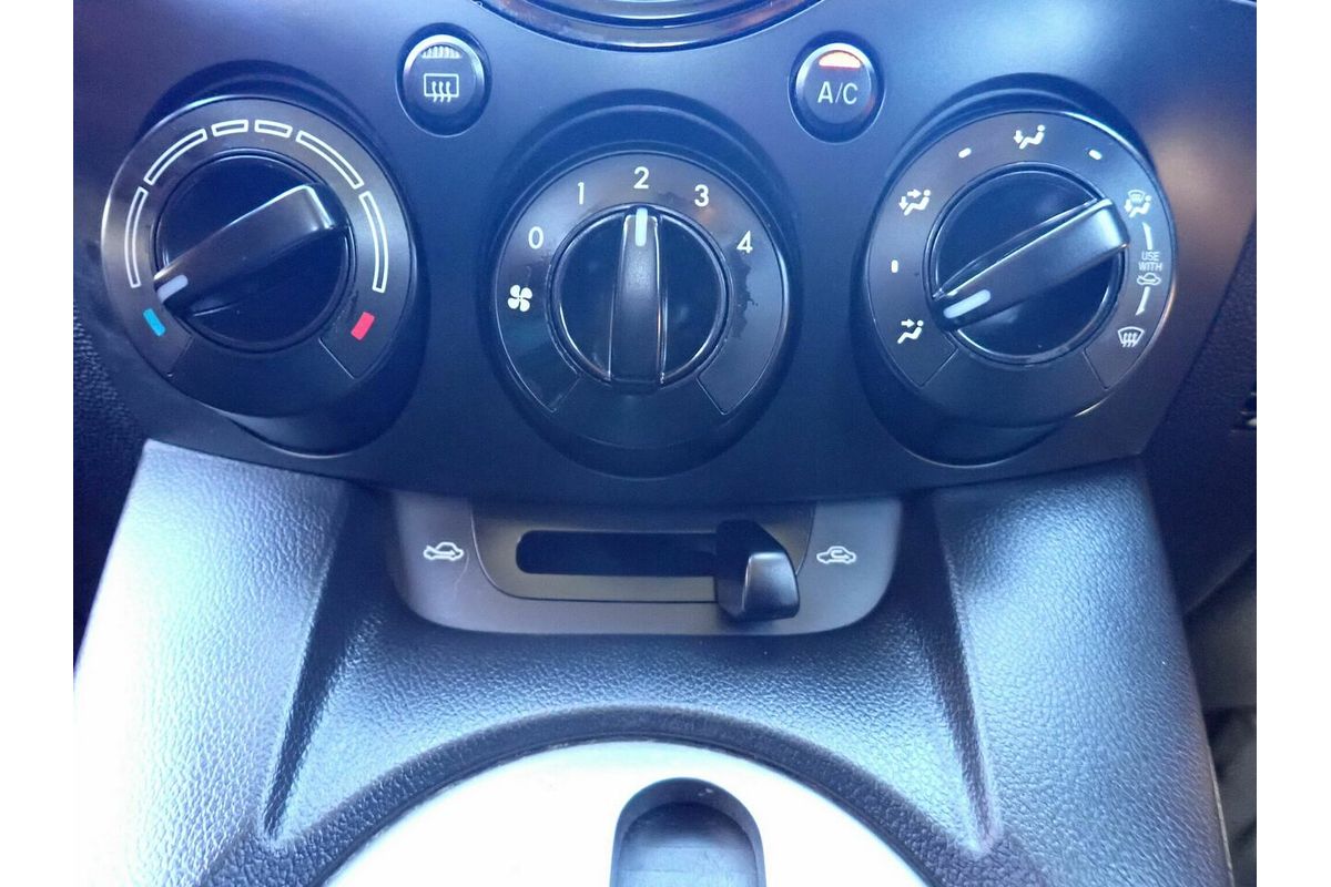 2011 Mazda 2 Neo DE Series 1