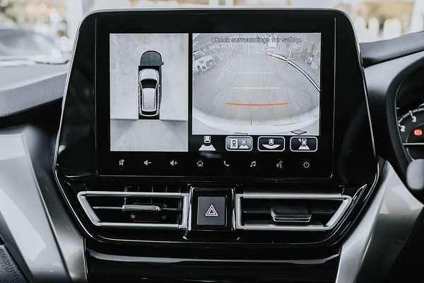 2025 Suzuki Swift Hybrid Plus UZ