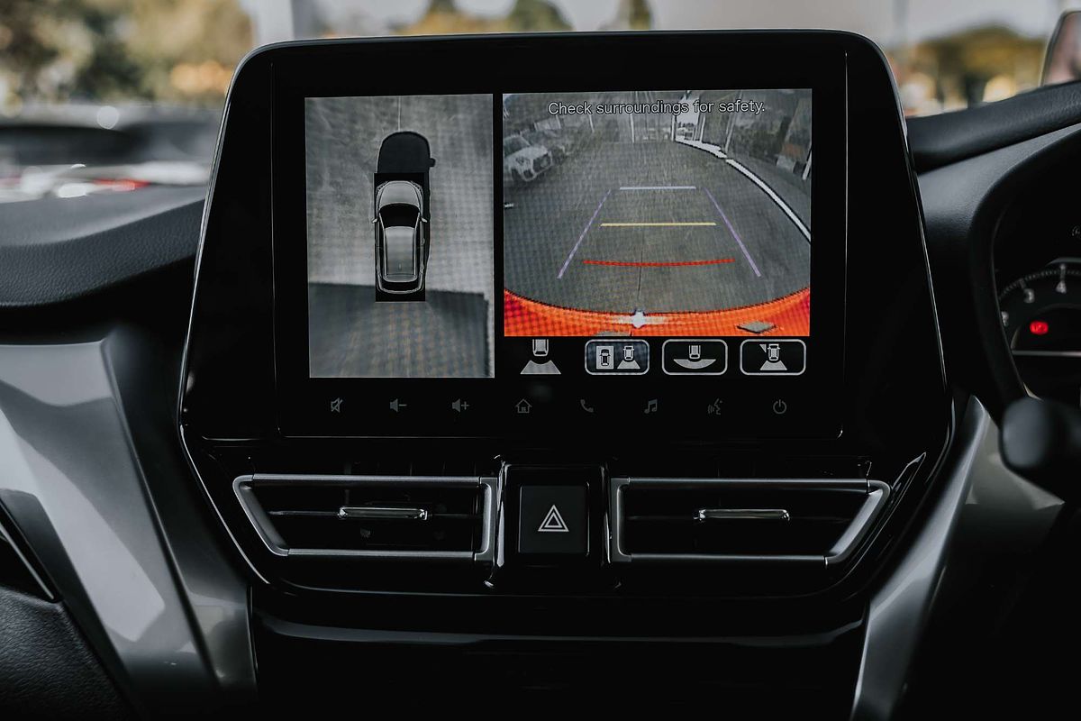 2025 Suzuki Swift Hybrid Plus UZ