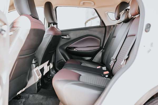 2025 Suzuki Fronx Hybrid GLX KW