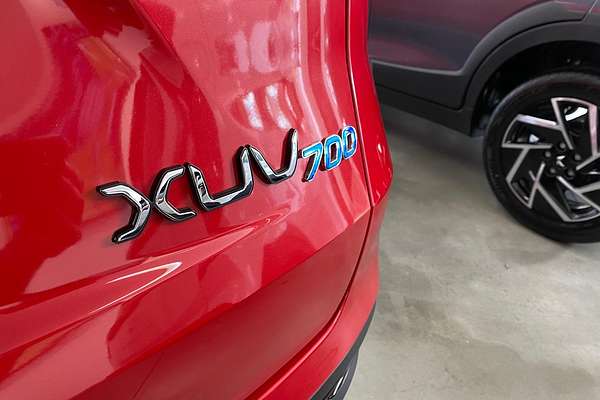 2025 Mahindra XUV700 AX7L