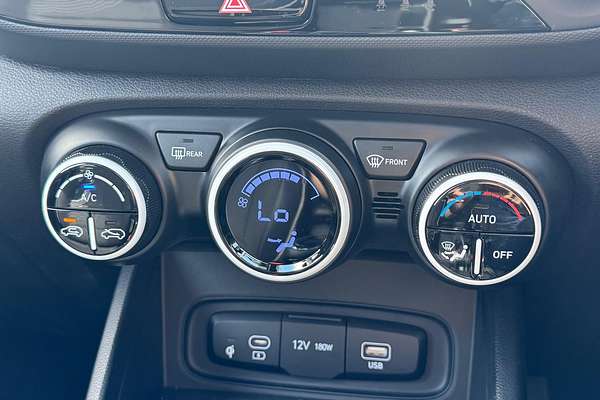 2025 Hyundai Venue Elite QX.V5