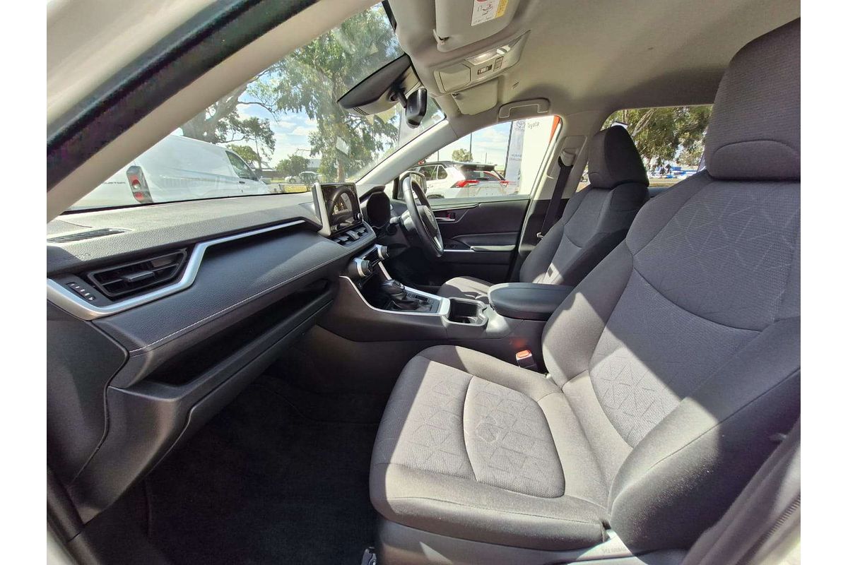 2022 Toyota RAV4 GXL AXAH52R