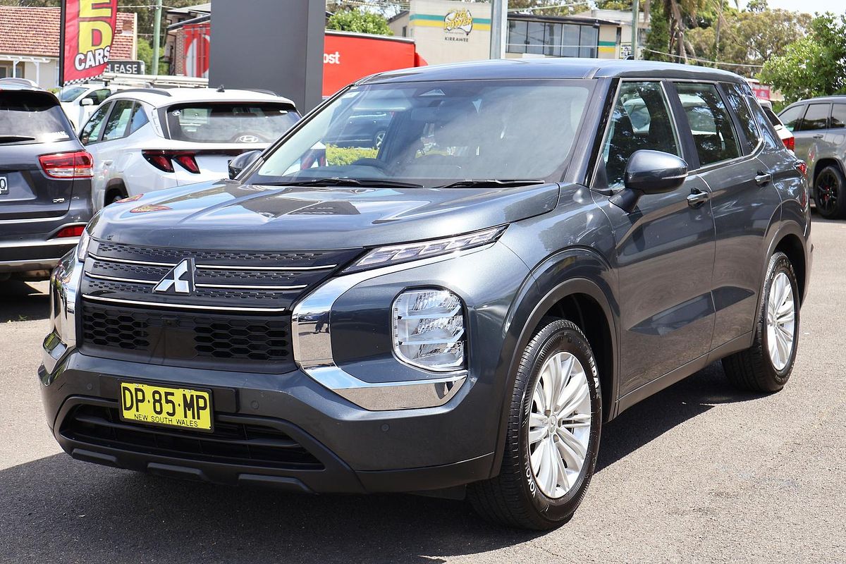 2023 Mitsubishi Outlander ES ZM