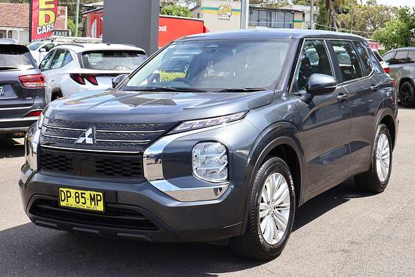 2023 Mitsubishi Outlander ES ZM