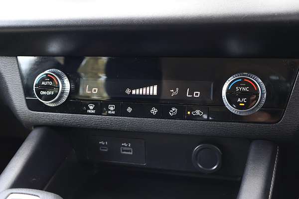 2023 Mitsubishi Outlander ES ZM