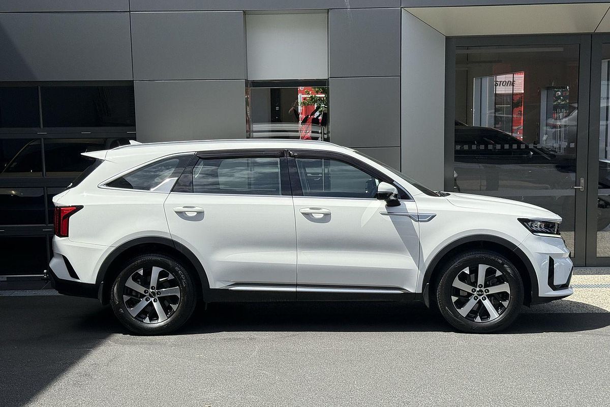 2022 Kia Sorento Sport MQ4