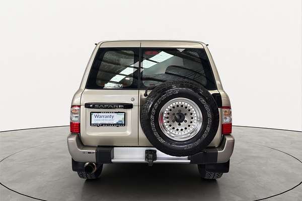 1999 Nissan Safari 4WD Grand Road