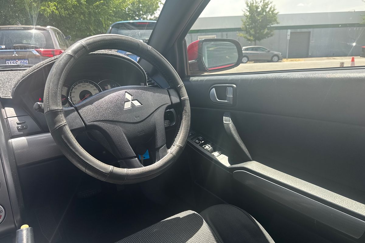 2007 Mitsubishi 380 SX DB Series III