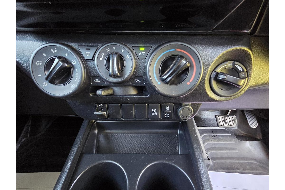 2022 Toyota Hilux SR GUN126R 4X4