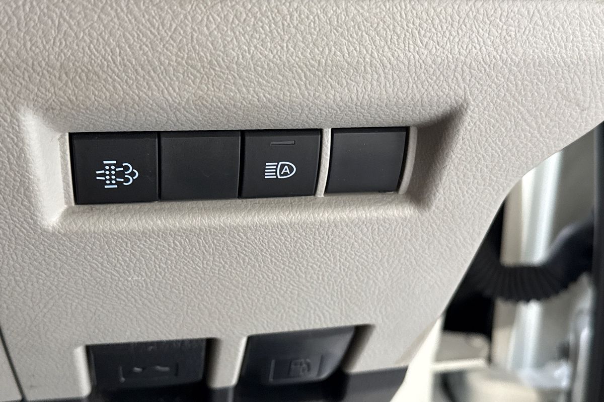 2021 Toyota Hiace GDH300R LWB