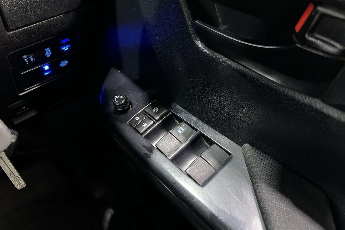 2022 Toyota Hilux SR GUN126R 4X4