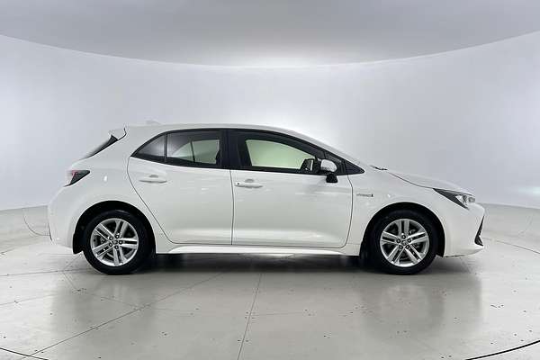 2022 Toyota Corolla Ascent Sport Hybrid ZWE211R