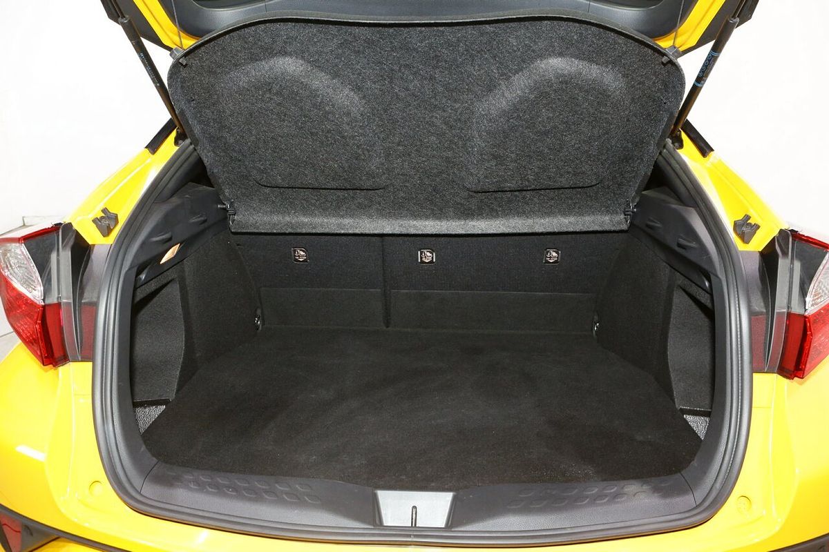 2020 Toyota C-HR GXL NGX10R