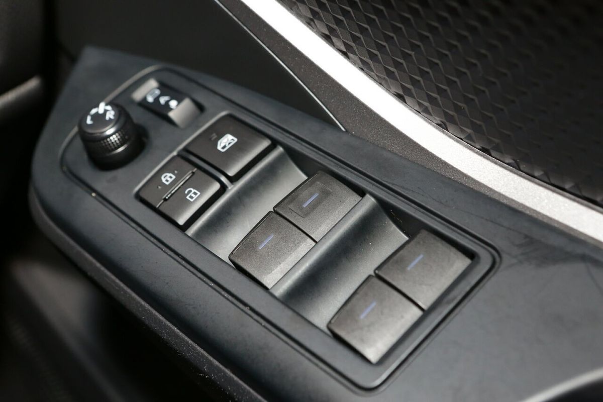 2020 Toyota C-HR GXL NGX10R