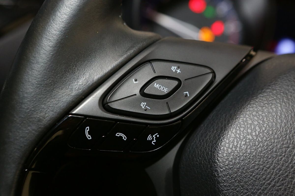 2020 Toyota C-HR GXL NGX10R