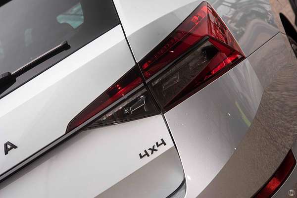 2024 SKODA Superb 206TSI SportLine NP