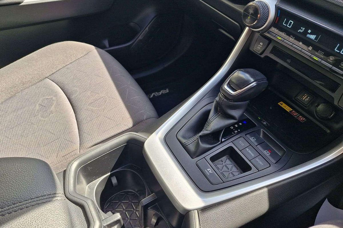 2022 Toyota RAV4 GXL AXAH52R