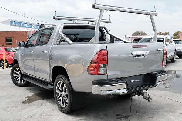 2019 Toyota Hilux SR5 GUN126R