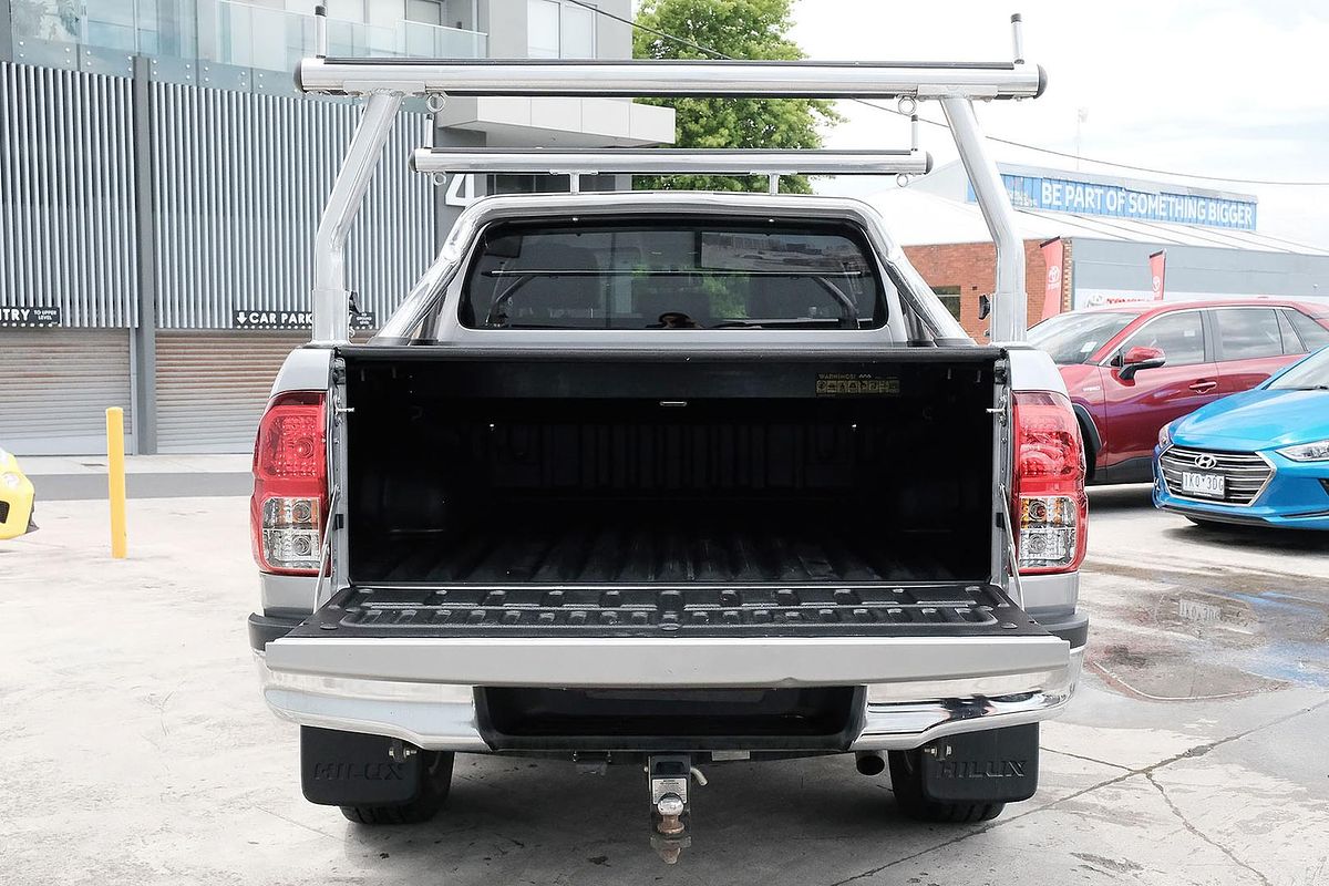 2019 Toyota Hilux SR5 GUN126R