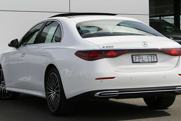 2025 Mercedes-Benz E-Class E200 W214