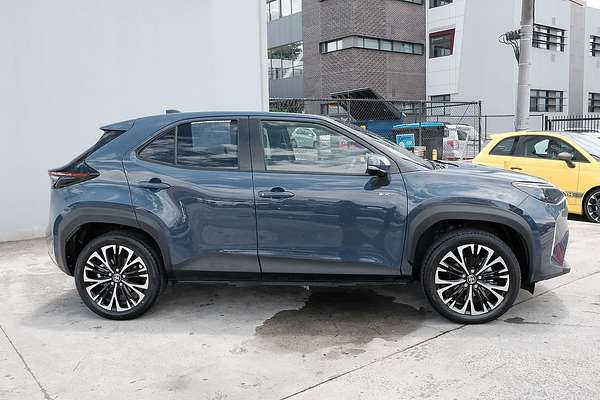 2024 Toyota Yaris Cross Urban MXPJ15R