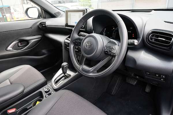 2024 Toyota Yaris Cross Urban MXPJ15R