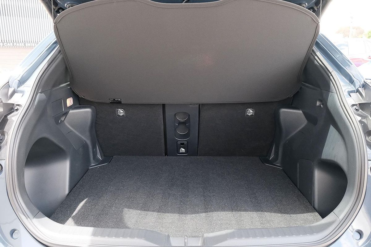 2024 Toyota Yaris Cross Urban MXPJ15R