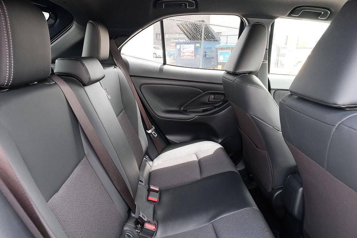 2024 Toyota Yaris Cross Urban MXPJ15R