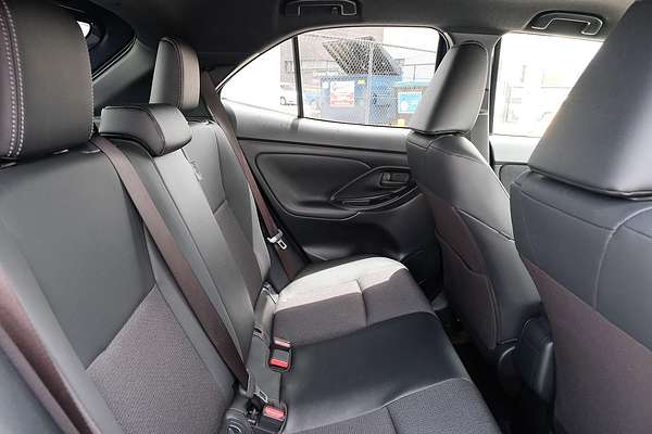 2024 Toyota Yaris Cross Urban MXPJ15R