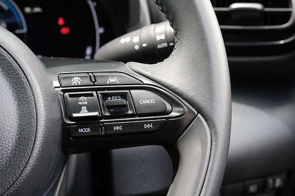 2024 Toyota Yaris Cross Urban MXPJ15R