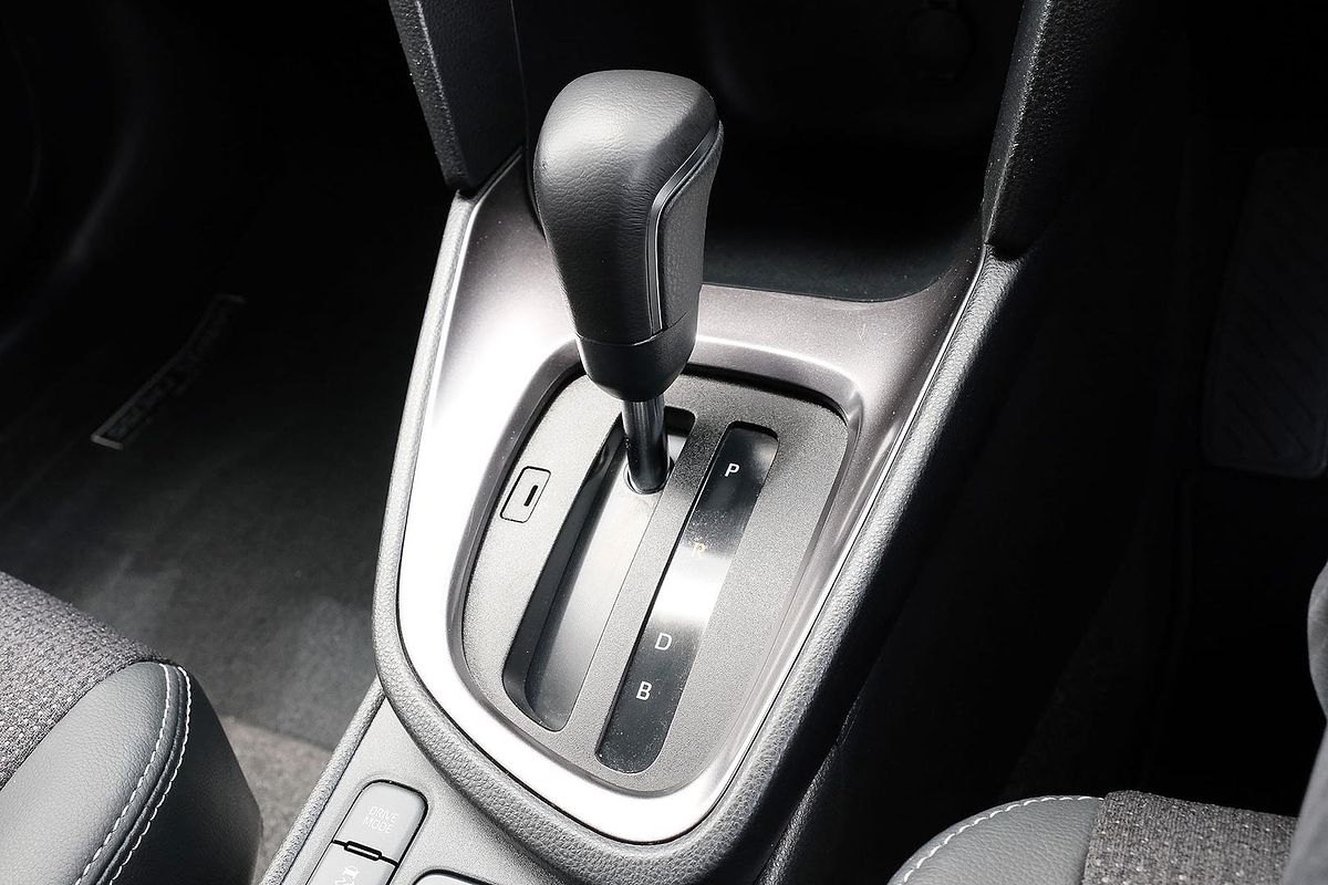 2024 Toyota Yaris Cross Urban MXPJ15R