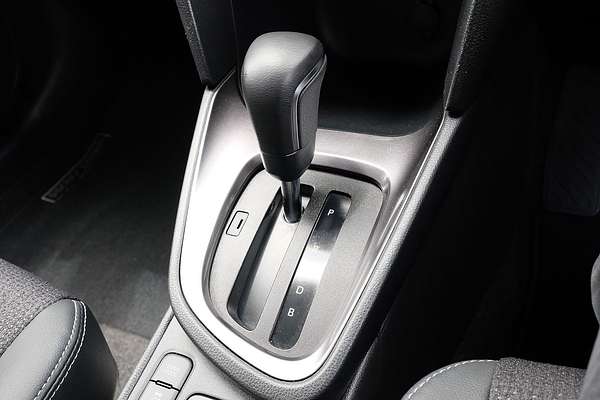 2024 Toyota Yaris Cross Urban MXPJ15R