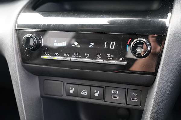 2024 Toyota Yaris Cross Urban MXPJ15R