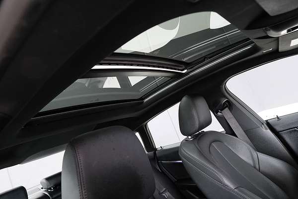 2021 BMW 2 Series 220i M Sport F44