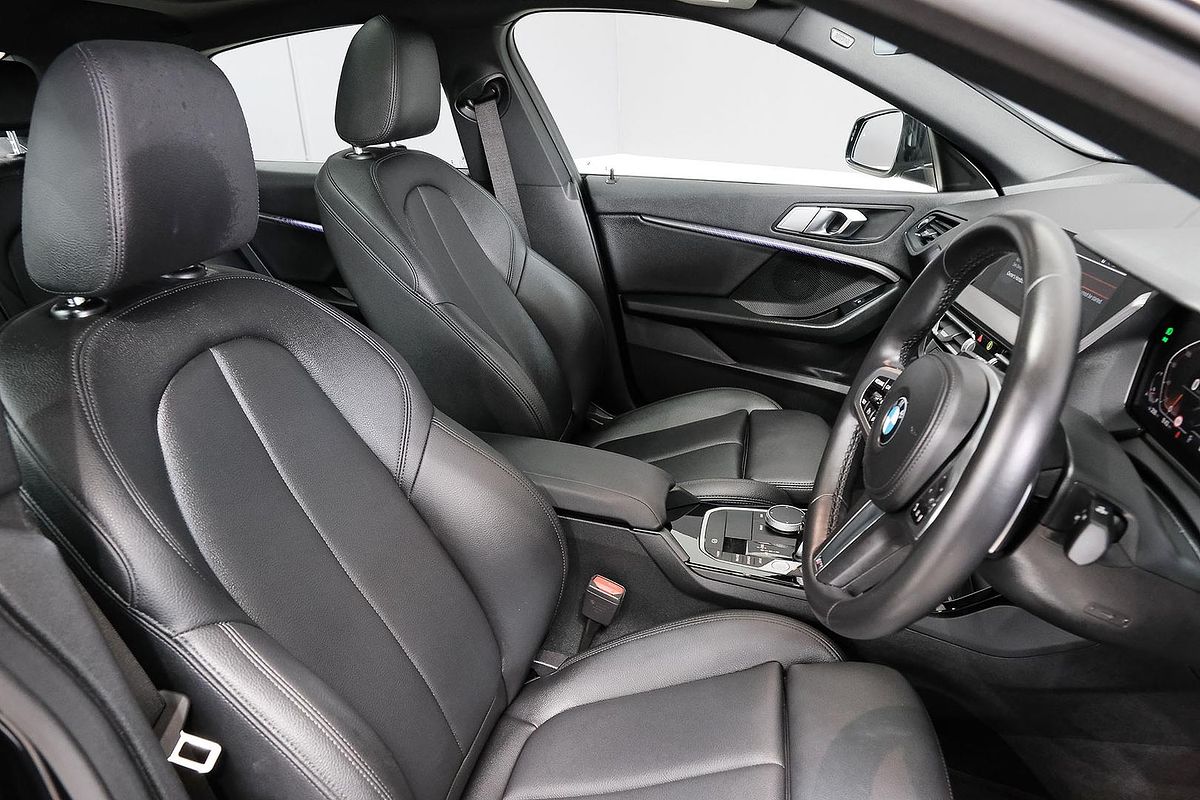 2021 BMW 2 Series 220i M Sport F44