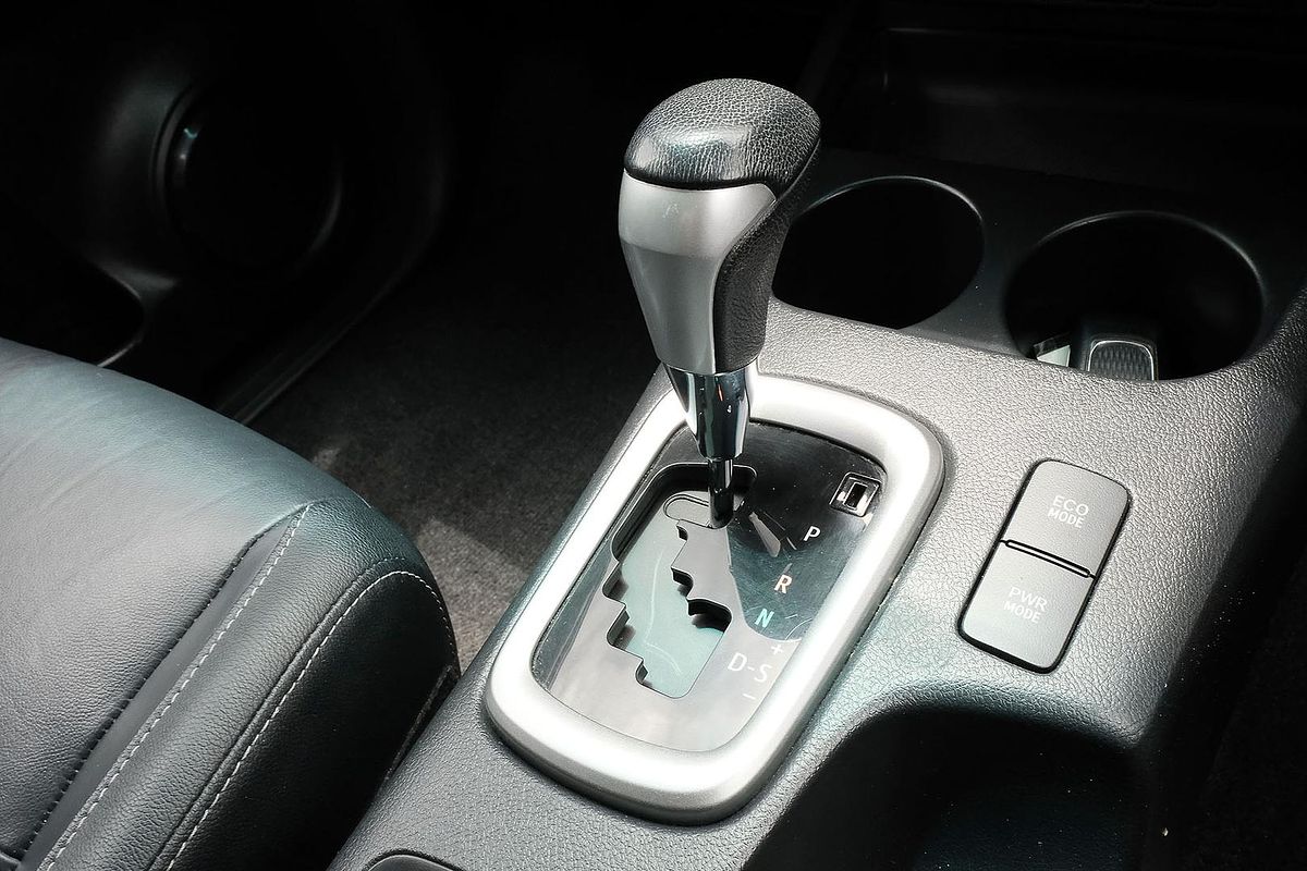 2019 Toyota Hilux SR5 GUN126R