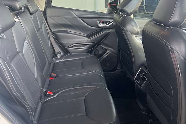 2019 Subaru Forester 2.5i-S S5