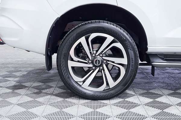 2021 Isuzu MU-X LS-T