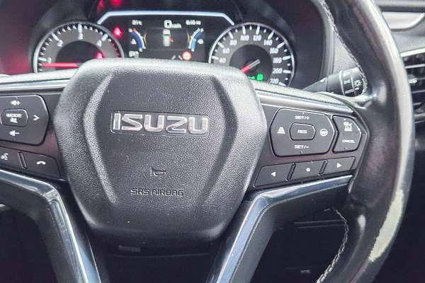 2021 Isuzu MU-X LS-T