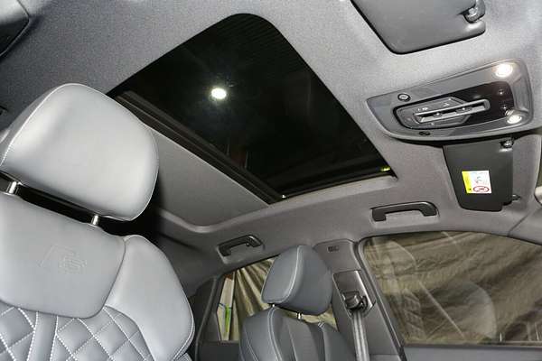 2024 Audi Q5 45 TFSI S line FY